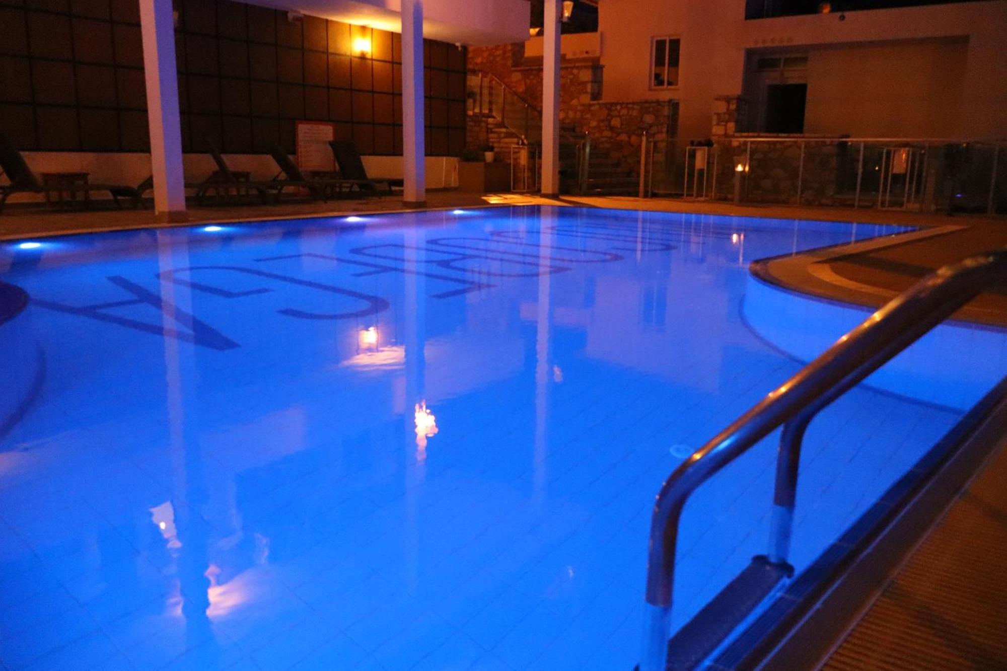 Mucobega Hotel 2 Saranda Dış mekan fotoğraf
